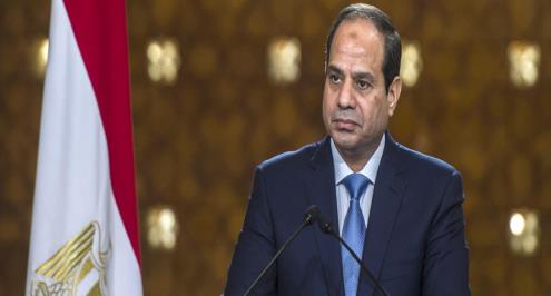 السيسي يهنئ محمد صلاح بجائزة أفضل لاعب في البريميرليج